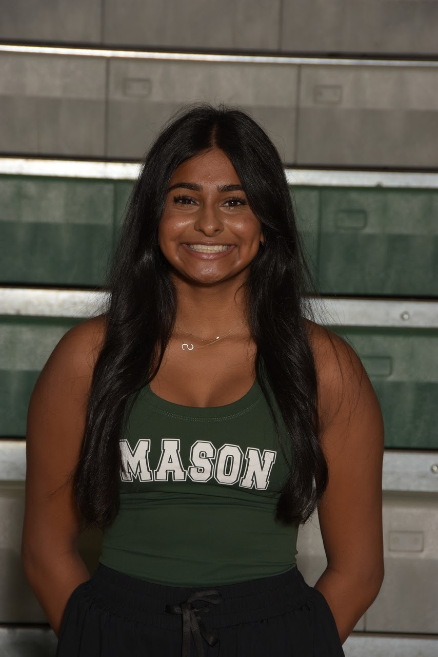 Saanvi is a freshman on the Mason Girls Tennis Team.
